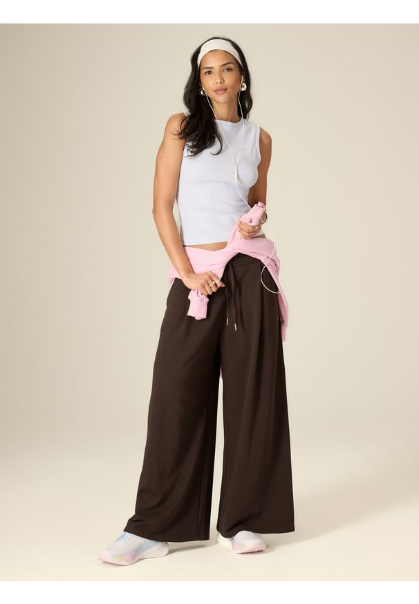 4f - 4F Top slim z prążkowanej dzianiny damski - niebieski S. Kolor: niebieski. Materiał: prążkowany, dzianina