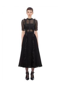 SELF PORTRAIT - Czarna koronkowa sukienka. Kolor: czarny. Materiał: koronka. Typ sukienki: plisowane, rozkloszowane. Długość: midi #2