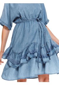 TOP SECRET - Sukienka z falbaną i wiązaniem. Kolor: niebieski. Sezon: jesień #3