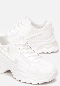 Renee - Białe Sznurowane Sneakersy na Grubej Podeszwie Elava. Wysokość cholewki: przed kostkę. Kolor: biały. Materiał: materiał. Szerokość cholewki: normalna #3