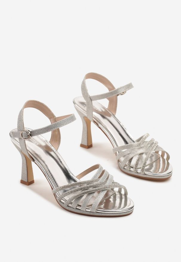 Born2be - Srebrne Sandały na Szpilce Vices z Cyrkoniami i Brokatem Urosalia. Zapięcie: sprzączka. Kolor: srebrny. Wzór: aplikacja. Obcas: na szpilce