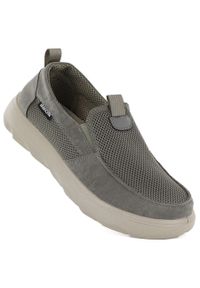 Półbuty męskie wsuwane khaki Vanhorn WN32302. Okazja: na co dzień. Zapięcie: bez zapięcia. Kolor: brązowy. Materiał: tkanina. Styl: casual, sportowy #1