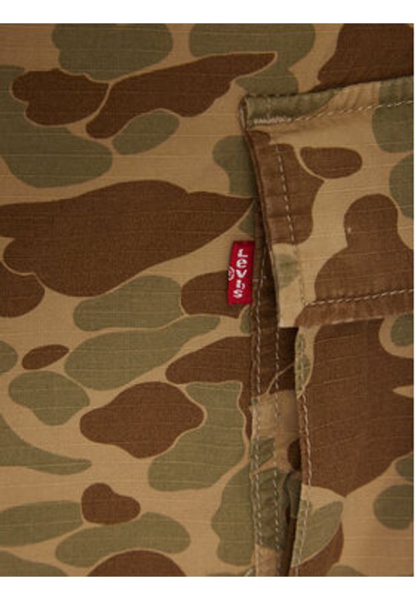 Levi's® Szorty materiałowe Carrier Cargo 001KG-0004 Brązowy Regular Fit. Kolor: brązowy. Materiał: bawełna
