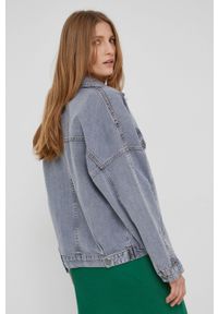 Answear Lab kurtka jeansowa damska przejściowa. Kolor: niebieski. Materiał: jeans. Styl: wakacyjny #5