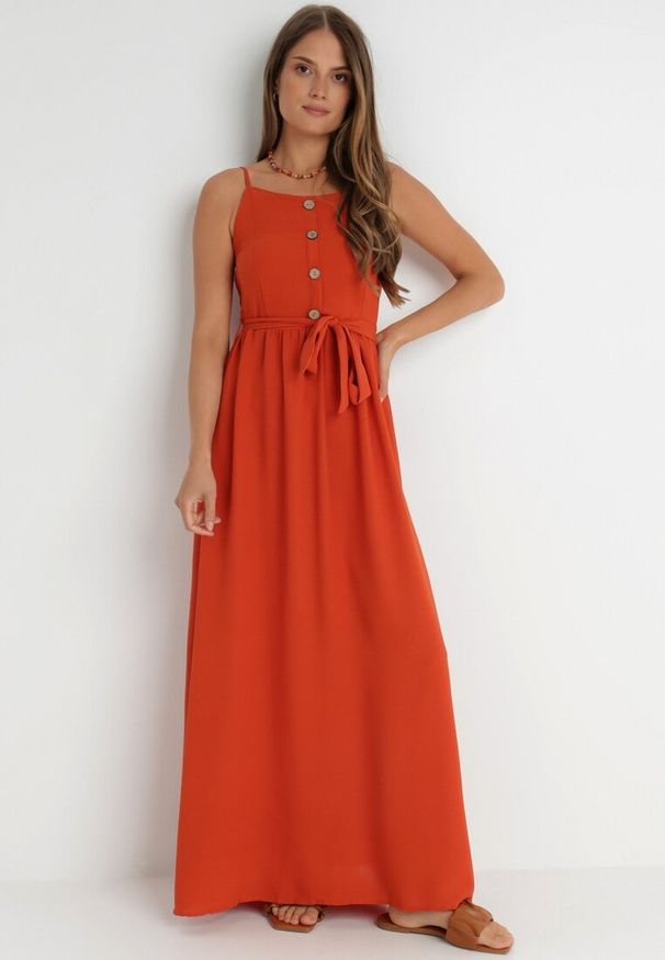 Born2be - Pomarańczowa Sukienka Semazik. Okazja: na co dzień. Kolor: różowy. Materiał: materiał. Długość rękawa: na ramiączkach. Wzór: aplikacja. Sezon: lato. Styl: casual. Długość: maxi