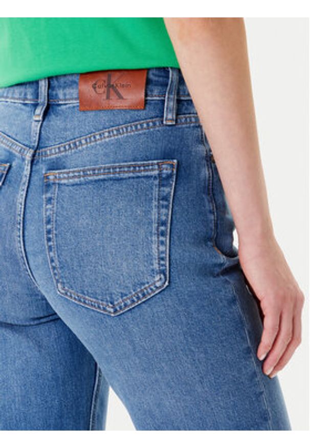 Calvin Klein Jeans Jeansy LV047B913G Niebieski Straight Fit. Kolor: niebieski