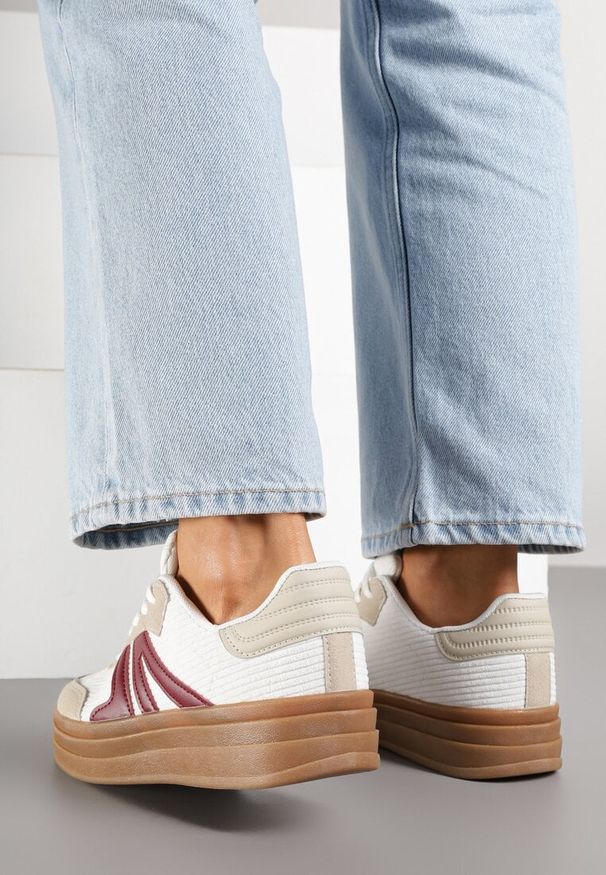 Born2be - Białe Sneakersy w Stylu Tenisówek na Grubej Podeszwie z Geometrycznym Wzorem Wevirra. Okazja: na co dzień. Kolor: biały. Wzór: geometria