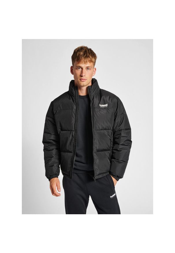 Kurtka puchowa Hummel GC Nicky. Kolor: czarny. Materiał: puch. Sport: piłka nożna