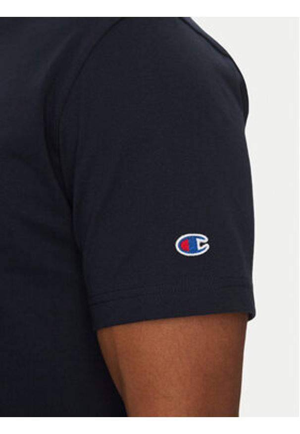 Champion T-Shirt 221621 Granatowy Standard Fit. Kolor: niebieski. Materiał: bawełna