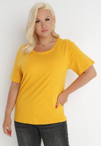 Born2be - Żółty T-shirt Aetheriel. Kolor: żółty. Materiał: dzianina. Długość rękawa: krótki rękaw. Długość: krótkie. Wzór: gładki. Styl: sportowy, klasyczny #6