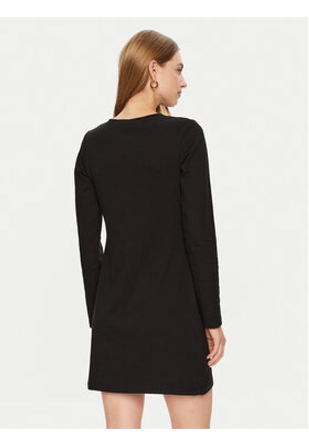 Guess Sukienka codzienna V4BK00 KCHQ1 Czarny Regular Fit. Okazja: na co dzień. Kolor: czarny. Materiał: bawełna. Typ sukienki: proste. Styl: casual