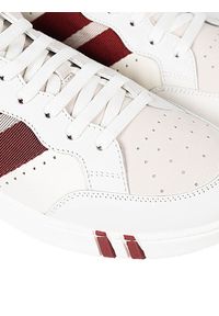 Bally Sneakersy "Wissal" | 6231628 | Wissal | Mężczyzna | Biały, Bordowy. Kolor: biały, wielokolorowy, czerwony. Materiał: skóra. Wzór: nadruk, aplikacja #4