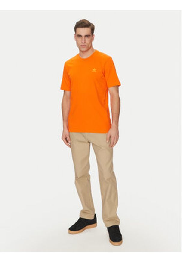 Adidas - adidas T-Shirt Trefoil Essentials JC9995 Pomarańczowy Regular Fit. Kolor: pomarańczowy. Materiał: bawełna