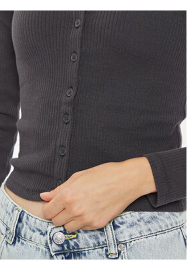 Levi's® Bluzka A8783-0001 Czarny Slim Fit. Kolor: czarny. Materiał: bawełna
