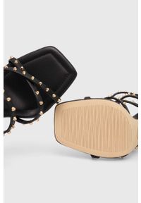 MICHAEL Michael Kors sandały skórzane Imani kolor czarny 40F3IMHS1L. Zapięcie: klamry. Kolor: czarny. Materiał: skóra. Obcas: na obcasie. Wysokość obcasa: średni #2