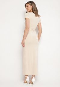 Born2be - Jasnobeżowa Taliowana Sukienka z Wiskozą z Marszczeniem Milasela. Kolor: beżowy. Materiał: wiskoza. Styl: elegancki, klasyczny #7