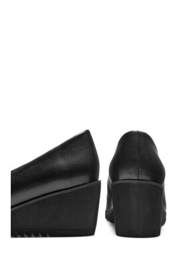 Clara Barson Półbuty ALEXIS WYL3396-2A Czarny. Kolor: czarny. Materiał: skóra