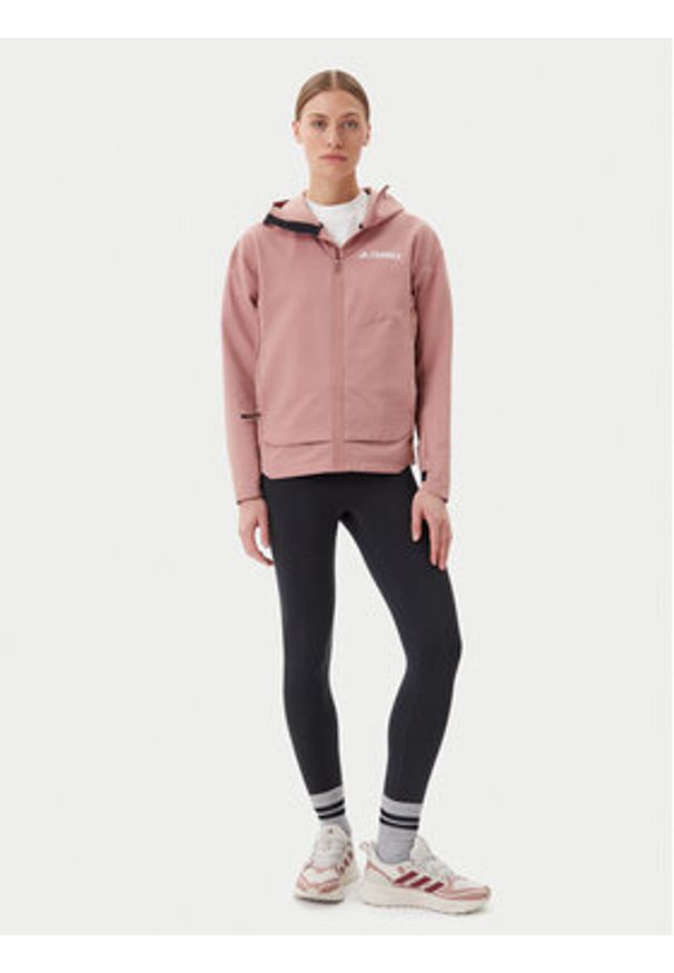 Adidas - adidas Kurtka softshell Terrex Multi JC6861 Różowy Regular Fit. Kolor: różowy. Materiał: syntetyk
