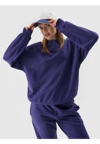 4f - 4F Bluza dresowa nierozpinana bez kaptura uniseks - granatowa L. Okazja: na co dzień. Typ kołnierza: bez kaptura. Kolor: niebieski. Materiał: dresówka. Wzór: gładki, ze splotem. Styl: sportowy, casual
