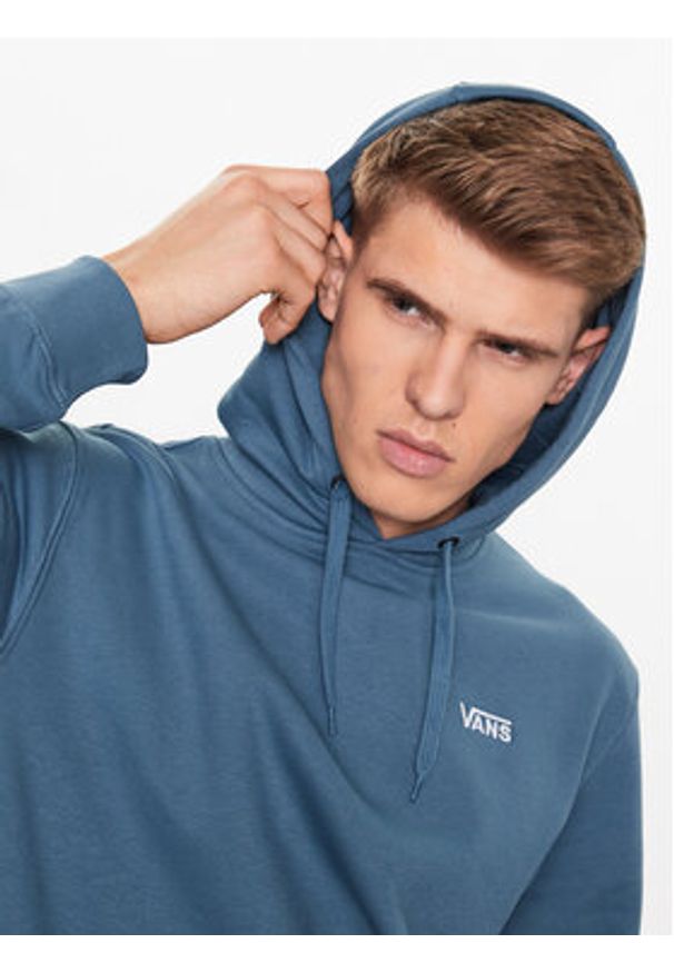 Vans Bluza Core Basic Po Fleece VN0A7YDV Niebieski Classic Fit. Kolor: niebieski. Materiał: bawełna, syntetyk