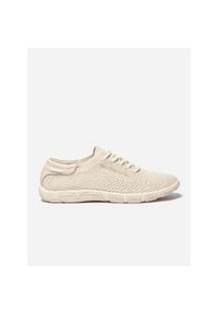 Niskie buty damskie TBS Jazaria. Kolor: beżowy. Materiał: skóra