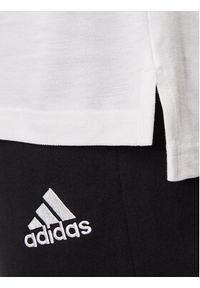Adidas - adidas Polo Essentials Piqué Small Logo Polo Shirt IC9315 Biały Regular Fit. Typ kołnierza: polo. Kolor: biały. Materiał: bawełna
