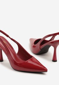 Renee - Bordowe Lakierowane Sandały Szpilki Typu Slingback Ulios. Okazja: na co dzień. Kolor: czerwony. Materiał: lakier. Obcas: na szpilce. Styl: casual, klasyczny, elegancki. Wysokość obcasa: średni #6