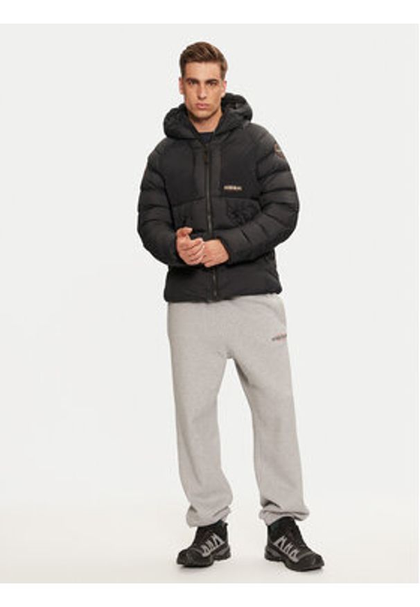 Napapijri Kurtka zimowa Moesa NP0A4I1R Czarny Regular Fit. Kolor: czarny. Materiał: syntetyk. Sezon: zima