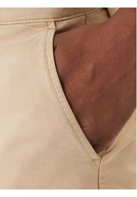 Guess Jeans Chinosy M4YB33 WGB5A Beżowy Regular Fit. Kolor: beżowy. Materiał: bawełna #3