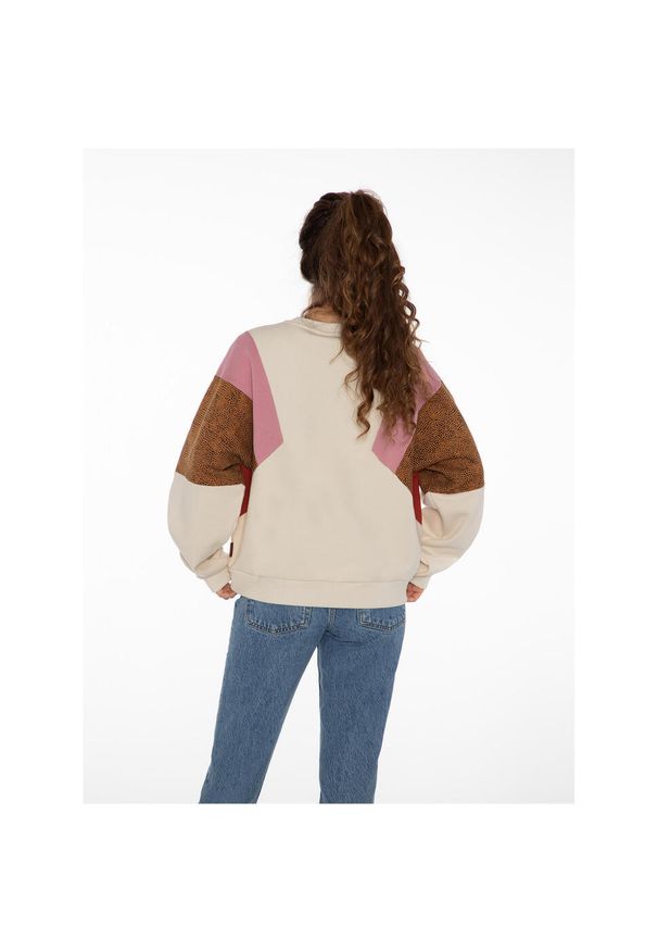Protest - Bluza damska PROTEST NXG CAYLON sweatshirt. Kolor: biały