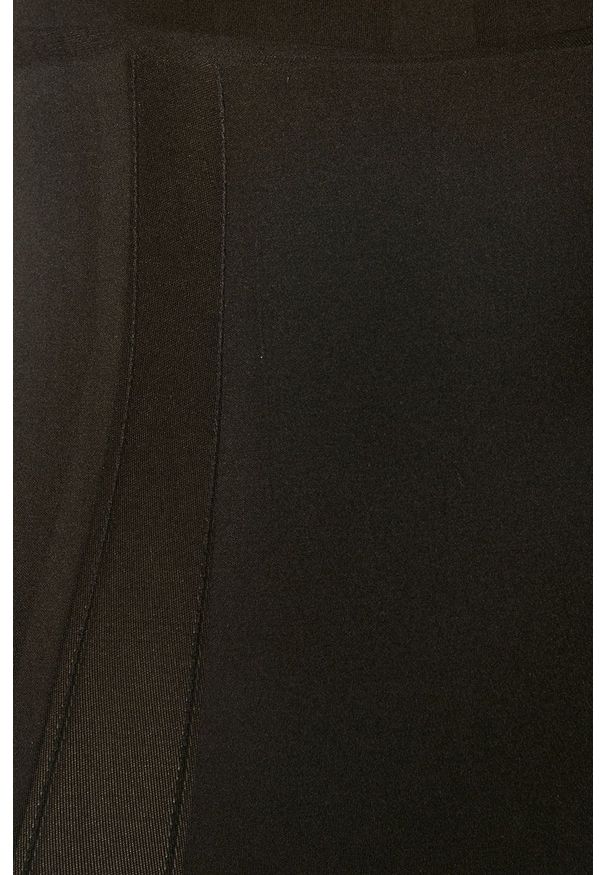 Spanx - Body modelujące ONC Openbust Mid-Thigh. Kolor: czarny