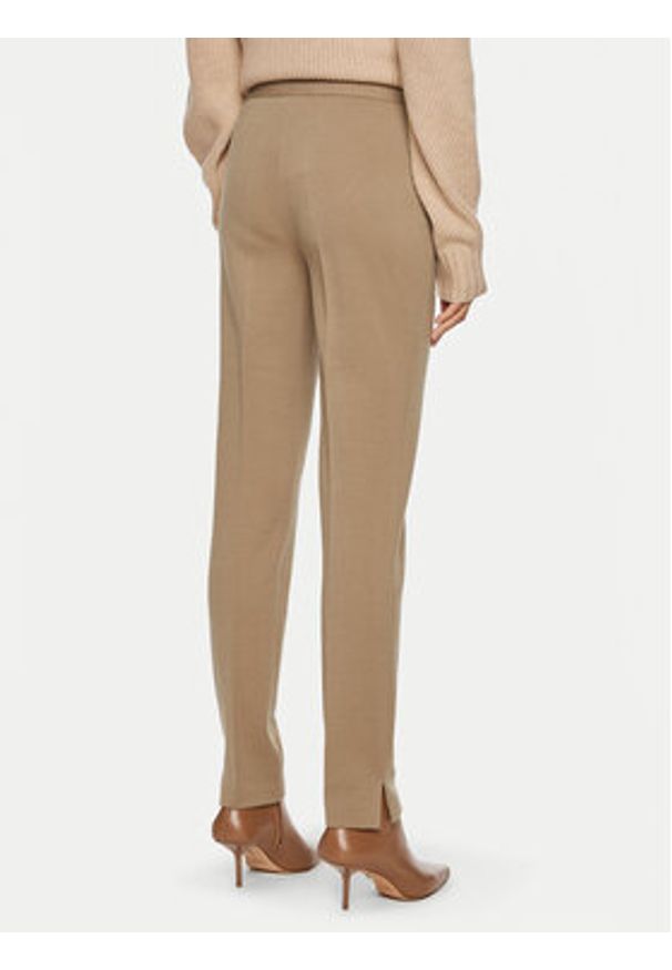 Luisa Spagnoli Spodnie materiałowe Minuendo 541298 Beżowy Slim Fit. Kolor: beżowy. Materiał: wełna
