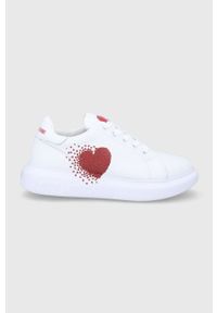 Love Moschino buty skórzane kolor biały na platformie. Nosek buta: okrągły. Zapięcie: sznurówki. Kolor: biały. Materiał: skóra. Obcas: na platformie