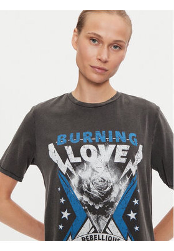 only - ONLY T-Shirt Lulu 15307345 Czarny Regular Fit. Kolor: czarny. Materiał: bawełna