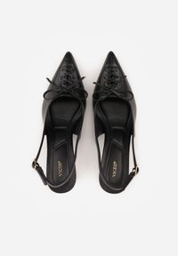 Born2be - Czarne Szpilki VICES z Odkrytą Piętą i Ozdobnym Gorsetowym Sznurowaniem Aziruna. Okazja: na co dzień, na spotkanie biznesowe, do pracy. Nosek buta: szpiczasty. Kolor: czarny. Materiał: jeans. Obcas: na szpilce. Styl: casual, biznesowy, elegancki #8