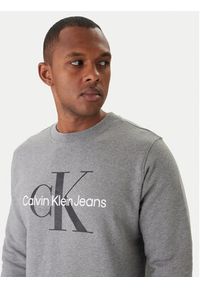 Calvin Klein Jeans Bluza J30J320933 Szary Regular Fit. Kolor: szary. Materiał: bawełna #6