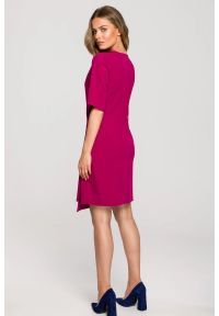 Sukienki.shop - Sukienka elegancka z podwójnym przodem z klamrą fioletowa. Okazja: do pracy. Kolor: fioletowy. Typ sukienki: kopertowe. Styl: elegancki #2