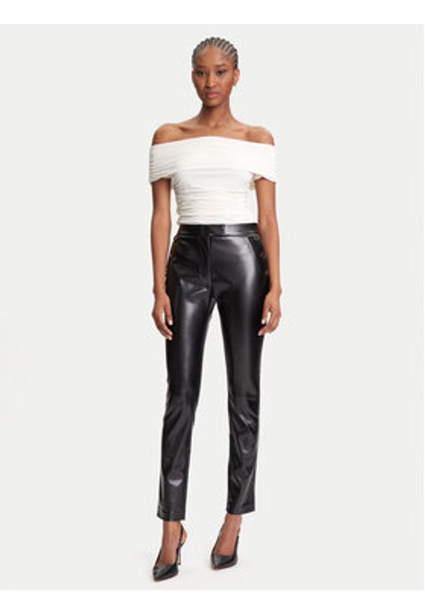 Marciano Guess Spodnie z imitacji skóry 5YGB16 7363A Czarny Slim Fit. Kolor: czarny. Materiał: syntetyk