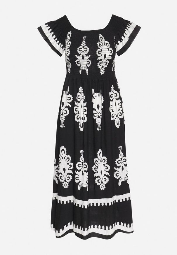Born2be - Czarna Wiskozowa Sukienka w Ornamentalne Wzory o Rozkloszowanym Kroju Divessa. Kolor: czarny. Materiał: wiskoza. Długość rękawa: krótki rękaw. Typ sukienki: proste
