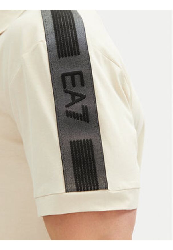 EA7 Emporio Armani Polo 7M000139 AF10375 U1079 Écru Regular Fit. Typ kołnierza: polo. Materiał: bawełna