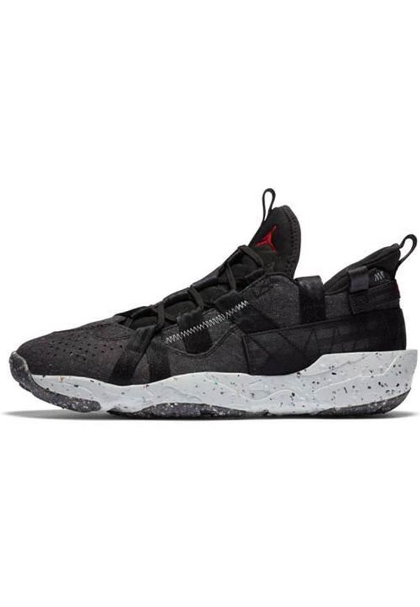 Buty do chodzenia męskie Nike Jordan Crater. Zapięcie: sznurówki. Kolor: szary. Materiał: materiał, syntetyk. Szerokość cholewki: normalna. Sport: turystyka piesza