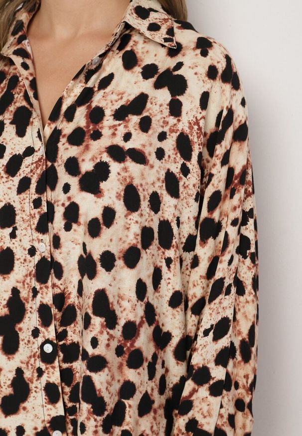 Born2be - Beżowa Wiskozowa Sukienka Koszulowa z Lnem w Panterkę w Stylu Nietoperza Emarille. Okazja: na co dzień. Kolor: beżowy. Materiał: len, wiskoza. Wzór: motyw zwierzęcy. Typ sukienki: koszulowe. Styl: klasyczny, casual