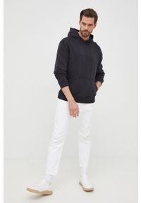 Calvin Klein Jeans bluza bawełniana J30J320610.PPYY męska kolor czarny z kapturem gładka. Typ kołnierza: kaptur. Kolor: czarny. Materiał: bawełna. Wzór: gładki #2