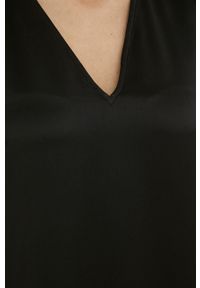 By Malene Birger sukienka Brynn kolor czarny maxi prosta. Okazja: na co dzień. Kolor: czarny. Materiał: tkanina, satyna, materiał, acetat. Długość rękawa: długi rękaw. Wzór: ze splotem. Typ sukienki: proste. Styl: casual. Długość: maxi #6