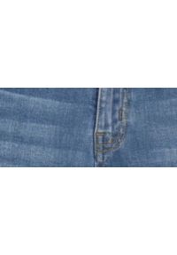 TOP SECRET - Spodnie jeansowe skinny z ozdobną taśmą. Kolor: niebieski. Materiał: jeans. Wzór: aplikacja. Sezon: jesień. Styl: elegancki #4
