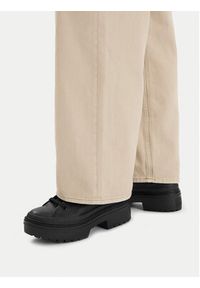 Converse Trzewiki Chuck Taylor All Star Lugged Heel Leather Platform A10369C Czarny. Kolor: czarny. Materiał: skóra. Obcas: na platformie #6