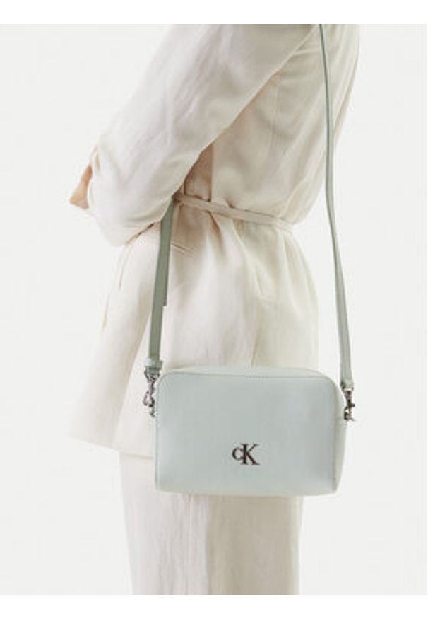 Calvin Klein Jeans Torebka Minimal Monogram Camera Bag 20 LV04K3162G Szary. Kolor: szary. Materiał: skórzane