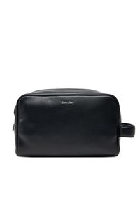 Calvin Klein Kosmetyczka Ck Sleek Washbag K50K512951 Czarny. Kolor: czarny. Materiał: skóra