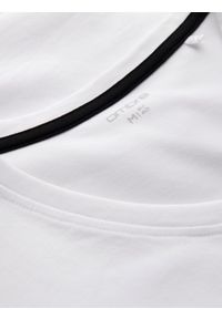 Ombre Clothing - Longsleeve męski z elastanem sygnowany z dekoltem w serek - biały V1 - Rozmiar: XL. Okazja: na co dzień. Typ kołnierza: dekolt w serek. Kolor: biały. Materiał: elastan. Długość rękawa: długi rękaw. Wzór: gładki, jednolity. Styl: klasyczny, casual #6