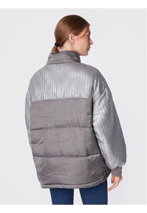 Liu Jo Sport Kurtka zimowa TF2259 T4558 Szary Relaxed Fit. Kolor: szary. Materiał: syntetyk. Sezon: zima. Styl: sportowy